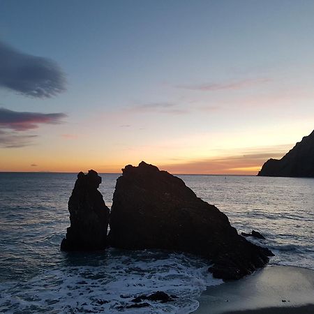 Dume Cosy Apt - Central - Near The Beach With A.C. Monterosso al Mare Luaran gambar