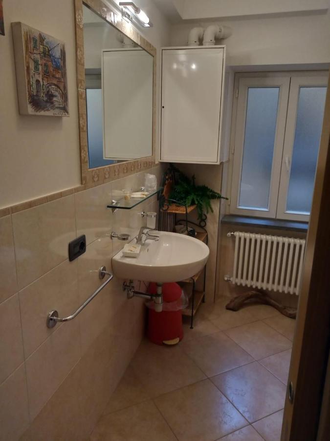 Dume Cosy Apt - Central - Near The Beach With A.C. Monterosso al Mare Luaran gambar