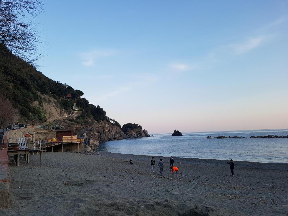 Dume Cosy Apt - Central - Near The Beach With A.C. Monterosso al Mare Luaran gambar