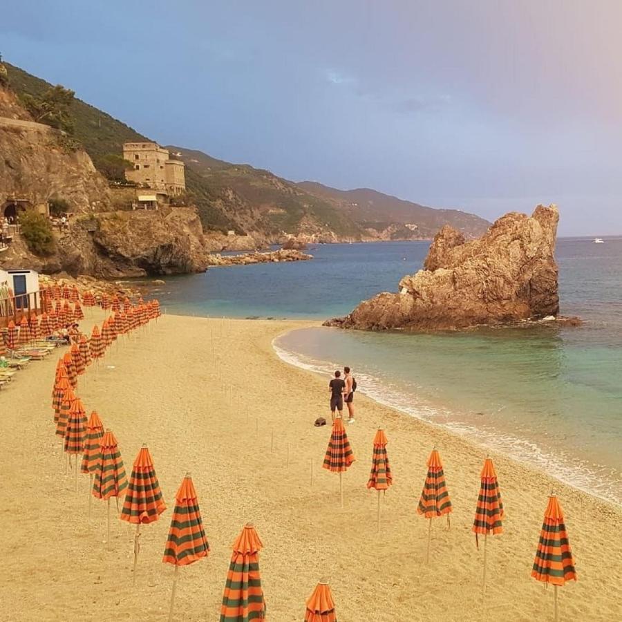 Dume Cosy Apt - Central - Near The Beach With A.C. Monterosso al Mare Luaran gambar