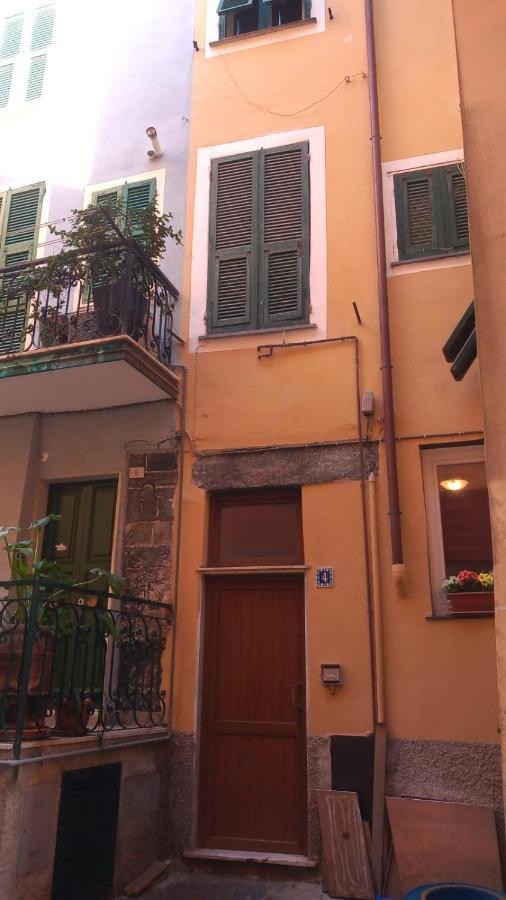 Dume Cosy Apt - Central - Near The Beach With A.C. Monterosso al Mare Luaran gambar